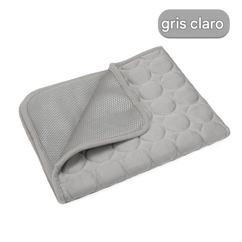 🧊⚡ ¡Rebajas de verano! Alfombrilla refrescante para mascotas (sin agua) – Tejido Oxford transpirable, apta para cualquier cama o jaula.