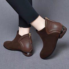 【35%OFF】🔥【35-41】 2025 ¡Otoño e invierno nuevas botas Martin de tacón corto y cachemira con empalme de piel de vaca y cabeza redonda!