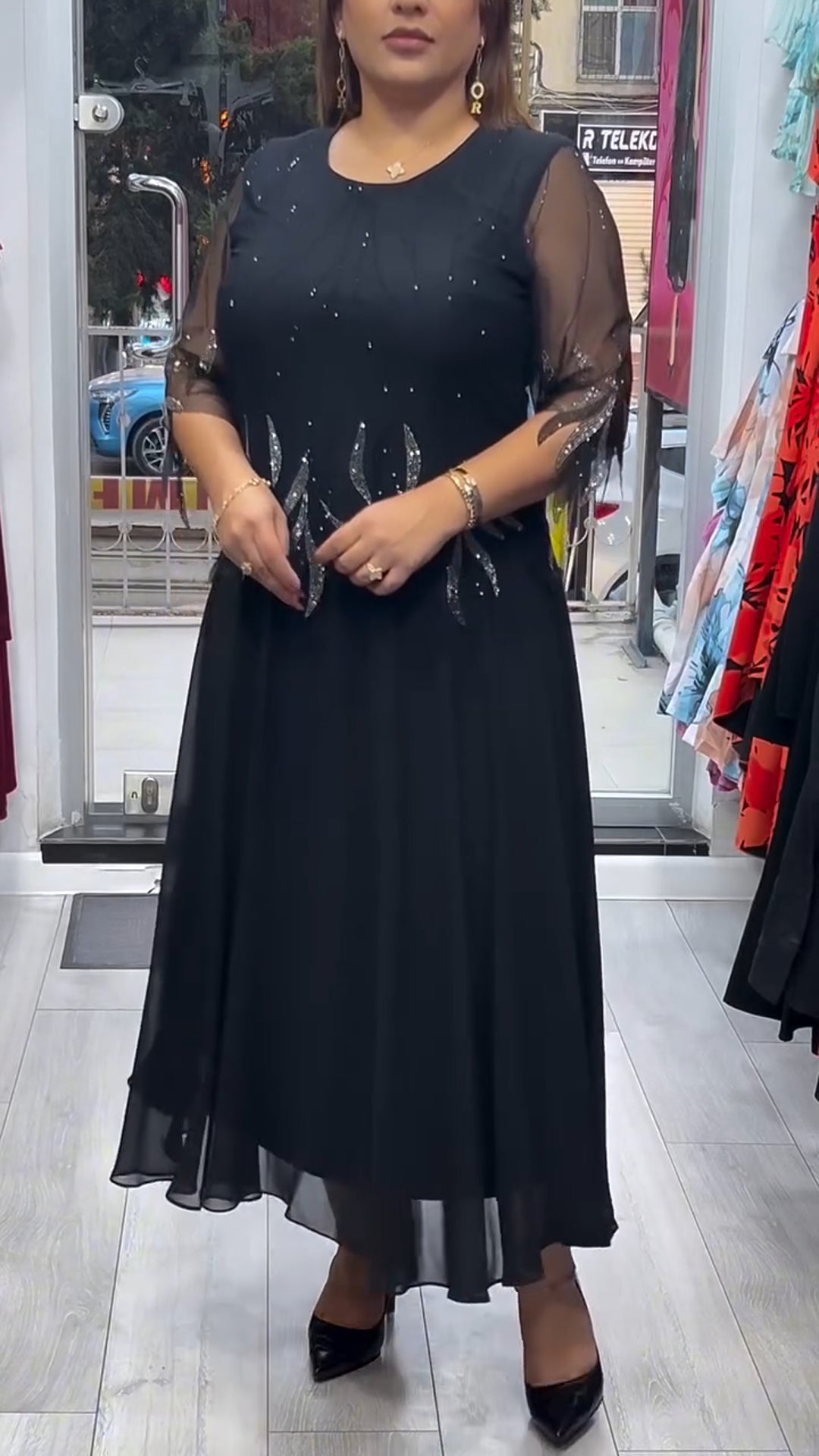 【S-5XL】🔥 ¡Nuevo vestido negro a la moda con pedrería!