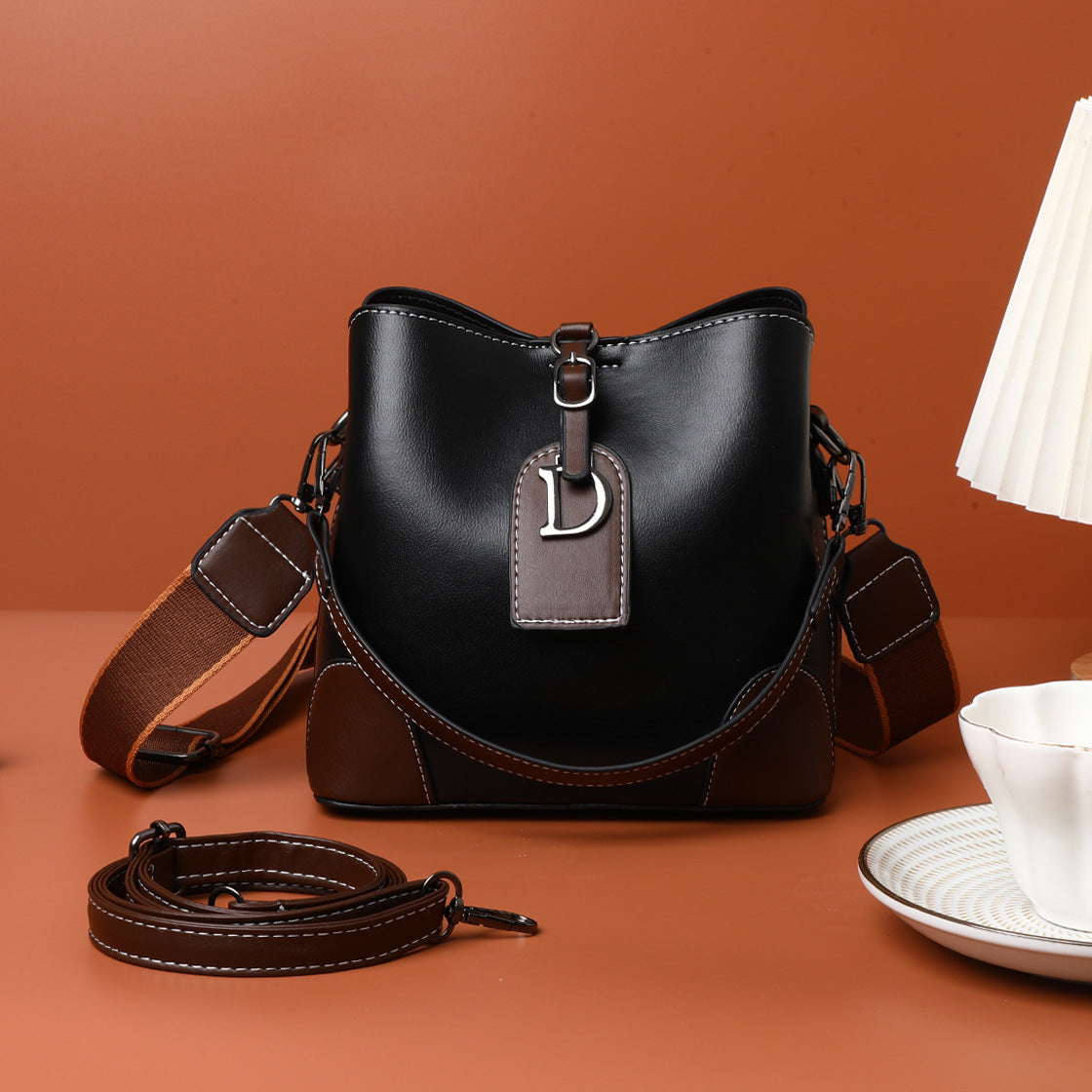 🔥🔥45% de descuento💖Bolso de mujer de lujo ligero, bolso tipo cubo con textura de alta calidad 2025