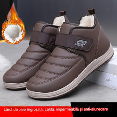 💥【Compra 1 y llévate 1 gratis】【39-44】Zapatos de hombre impermeables y antideslizantes de cuero de terciopelo engrosado de nuevo estilo de invierno