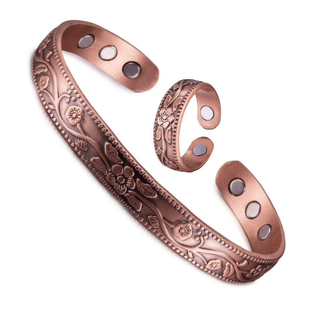 🔥【Pulsera + Anillo】✨Conjunto creativo de pulsera y anillo magnéticos grabados de estilo retro.