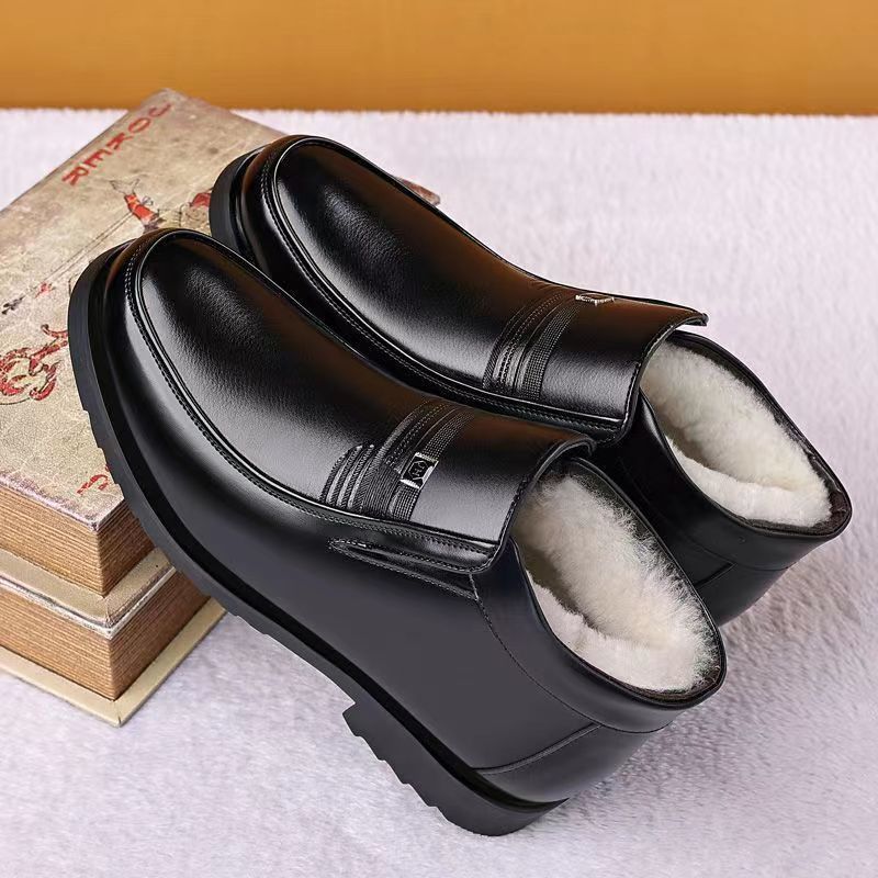 🔥Descuento por tiempo limitado🔥【38-44】Zapatos de cuero para hombre 2025, zapatos informales de negocios para invierno para hombre, además de zapatos de cuero cálidos y resistentes al frío engrosados de terciopelo