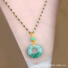 Colgante de jade de Hotan con oración por la paz
