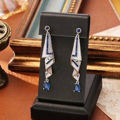✨Elegantes y lujosos pendientes colgantes para mujer, engastados con circonitas cúbicas brillantes, sofisticados y exquisitos.