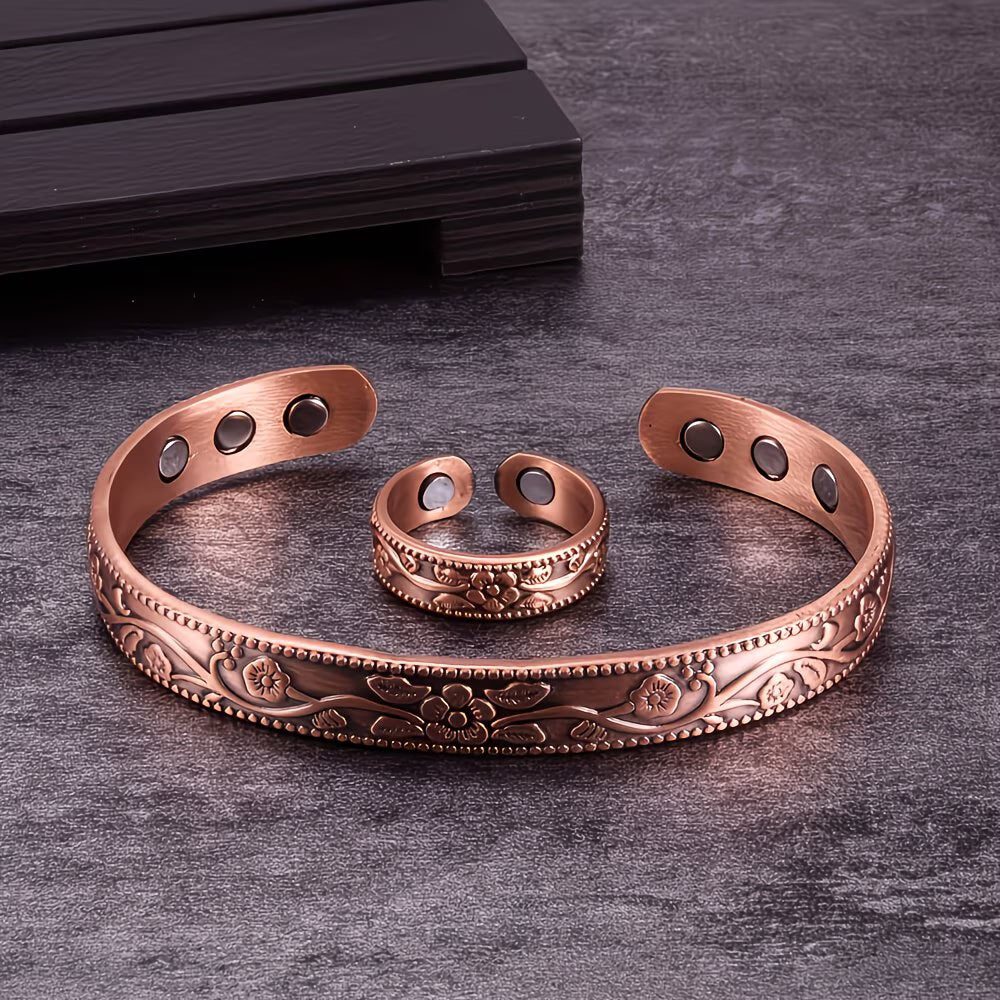 🔥【Pulsera + Anillo】✨Conjunto creativo de pulsera y anillo magnéticos grabados de estilo retro.