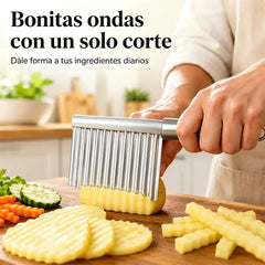 🥔【¡Compra 1 y llévate 1 gratis!】🔪 Cortador de Patatas Ondulado de Acero Inoxidable – Cuchillo para Papas Fritas y Verduras en Forma de Onda 🥔
