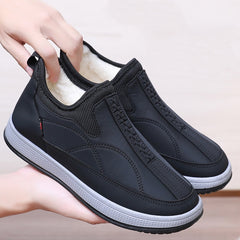 【38-45】 2025 nuevos zapatos de algodón cálidos engrosados de terciopelo para hombres de otoño e invierno