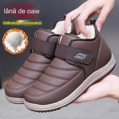 💥【Compra 1 y llévate 1 gratis】【39-44】Zapatos de hombre impermeables y antideslizantes de cuero de terciopelo engrosado de nuevo estilo de invierno