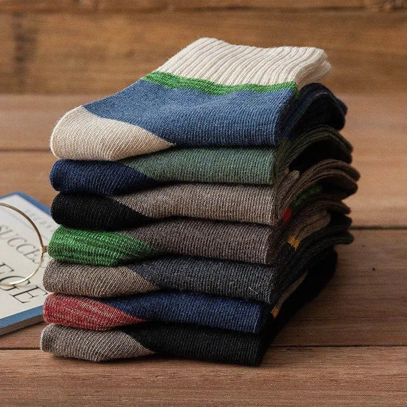 😍🧦【10 párů】Antibakteriální, deodorační a teplé vlněné ponožky na podzim a zimu.
