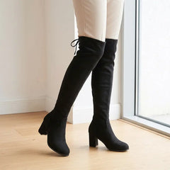 👢 Dámské kozačky nad kolena 👢 – Okamžitě vyzařujte eleganci!