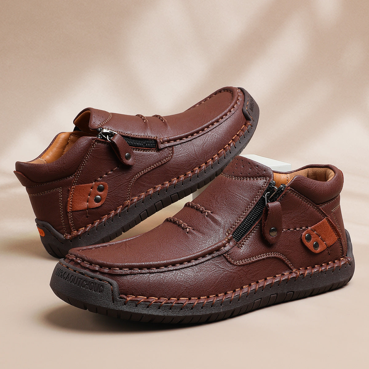 Botas de conducción antideslizantes de cuero premium para hombre, hechas a mano, con punta ancha y soporte para el arco.