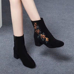 🥰🥰【35-40】Botas de mujer con punta redonda y tacón grueso, bordadas y cepilladas