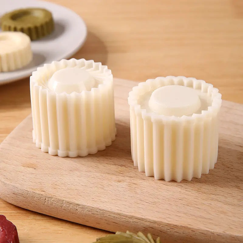 💥¡Compra 2 y llévate 2 gratis, juego de 4 piezas! ✨😍Molde de repostería creativo de doble cabezal, desmontable