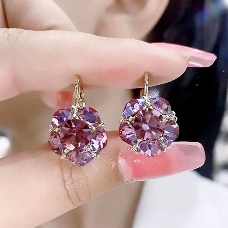 【Compra uno y llévate otro gratis】💎 Pendientes de cristal brillantes: deslumbrantes y elegantes, con un encanto irresistible.