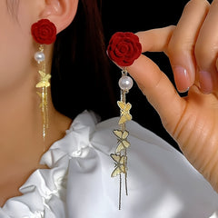 ✨【Compra uno y llévate otro gratis】🦋 Pendientes largos de lujo con borlas de mariposa