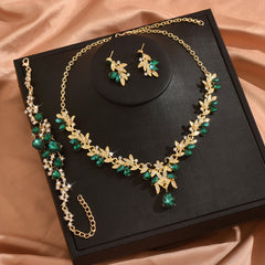 🔥【Collar + Pulsera + Pendientes】💎✨Conjunto de tres piezas de joyería chapada en oro de alta gama con forma de lágrima.