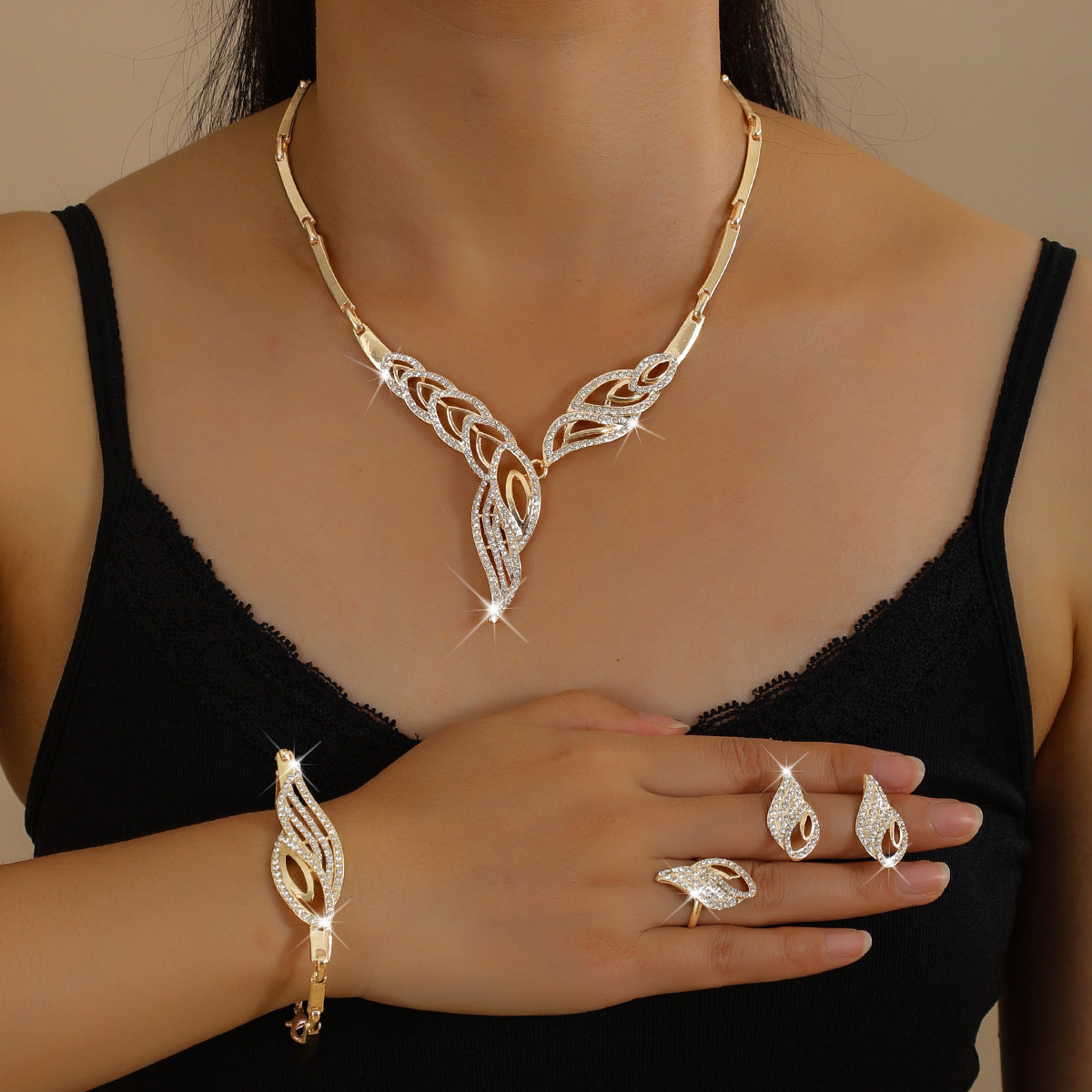 💖🔥【Prsten + Narukvica + Naušnice + Ogrlica】✨Set nakita u boemskom stilu, kreativan i jedinstven, minimalistički.