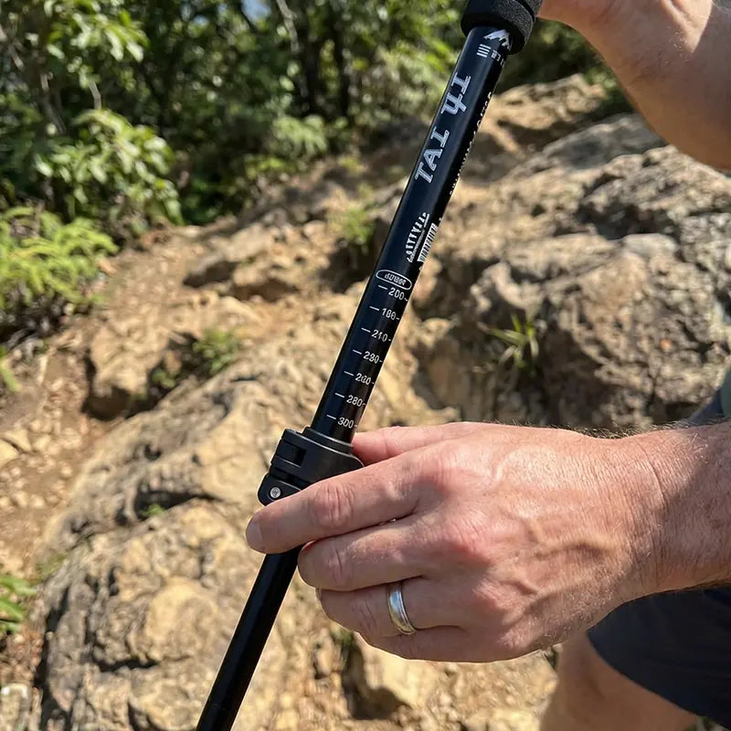 📢¡50% de descuento! ⛰️✨Bastones de trekking/bastones de senderismo multifuncionales y ajustables de aleación de aluminio: duraderos, con absorción de impactos y ligeros.