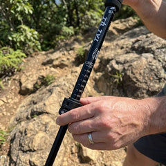 📢¡50% de descuento! ⛰️✨Bastones de trekking/bastones de senderismo multifuncionales y ajustables de aleación de aluminio: duraderos, con absorción de impactos y ligeros.