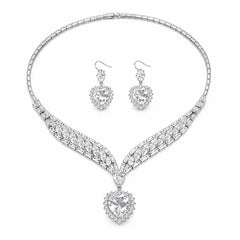 💍✨ Set de Collar y Pendientes de Circonita con Diseño de Corazón – Joyería de Lujo para Celebraciones y Ocasiones Especiales