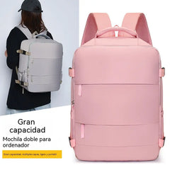 Mochila multifuncional informal, de gran capacidad, ideal para viajes de negocios de corta distancia.