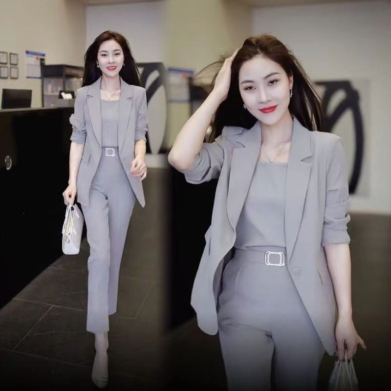 🏆【Chaqueta + chaleco + pantalones】Traje casual de tres piezas de nueva moda primavera y otoño 2025