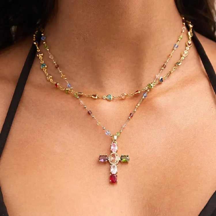 👍🥰🥰 Collar con cruz de circonitas de colores. Incluye un precioso joyero.