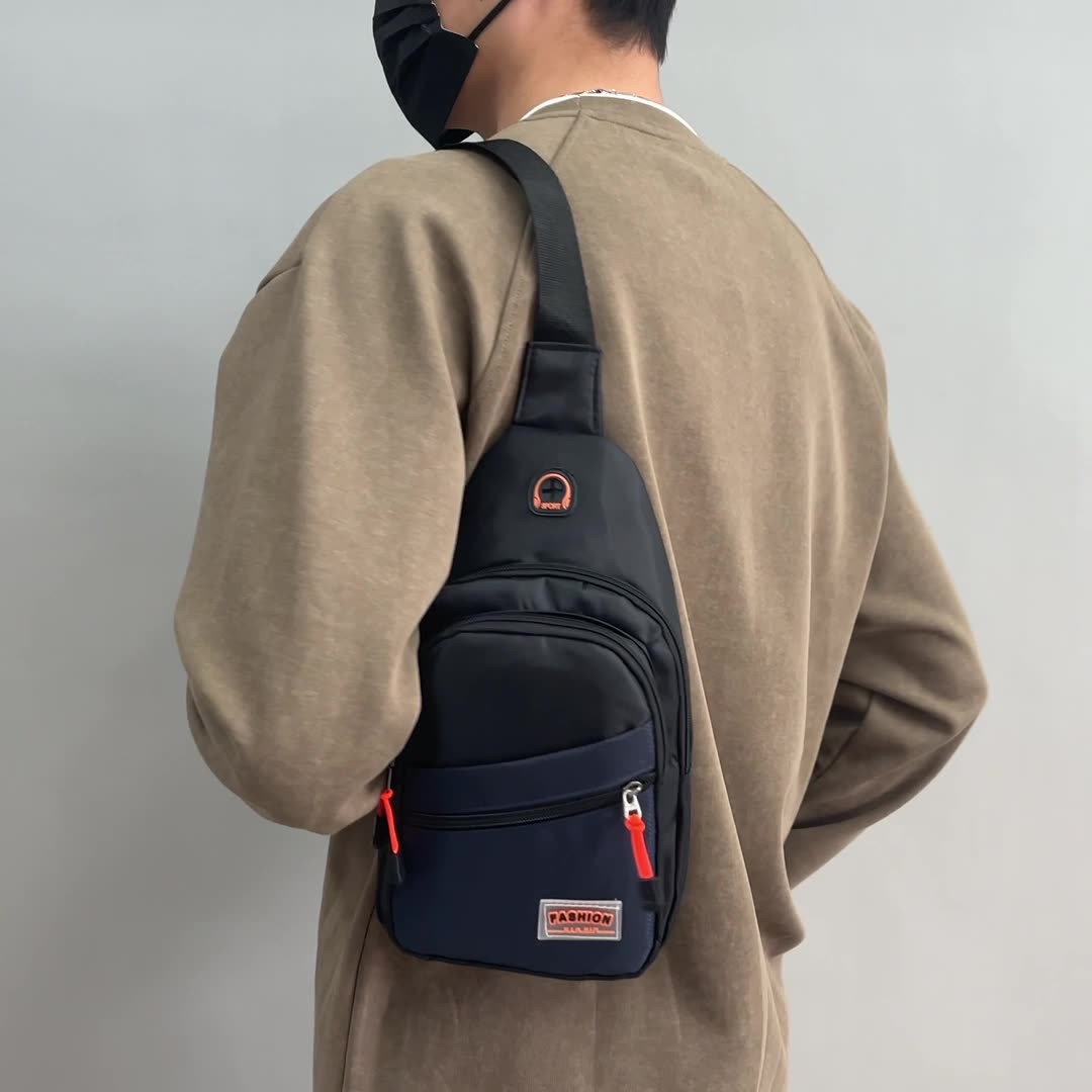 ☔️ ¿Lluvia? ¡Sin problema! ✨ Bolso bandolera impermeable con múltiples bolsillos. 🎒