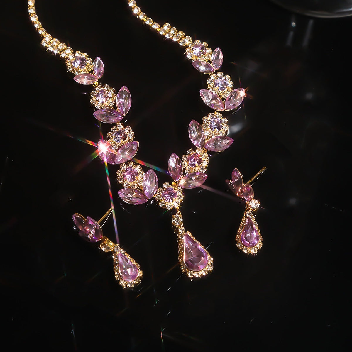 🎁✨️(pendientes + collar) 💎Nuevo conjunto de collar y aretes de diamantes en forma de lágrima