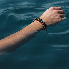 Pulsera de triple protección: auténtica ágata ojo de tigre y piedra biliar negra. El regalo perfecto.