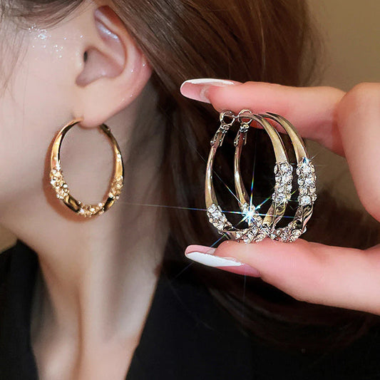 ✨【Vásárolj egyet, kapsz egyet ingyen!】💎Elegáns és érzéki 925-ös sterling ezüst cirkónia fülbevalók