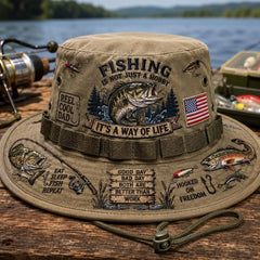 🎣Sombrero de pescador retro, decorado con un estampado de lubina y elementos de exterior, transpirable y con protección solar.