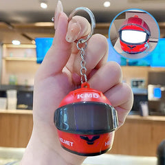 🏍️✨【Compra uno y llévate otro gratis】Llavero mini casco de motocicleta con luz LED