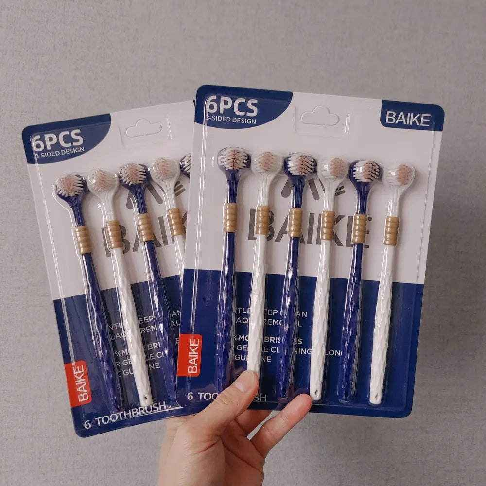 🔥Compre 6 y obtenga 6 gratis（12 piezas）Cepillo de dientes triple de limpieza multiángulo