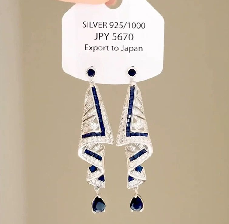 ✨Elegantes y lujosos pendientes colgantes para mujer, engastados con circonitas cúbicas brillantes, sofisticados y exquisitos.