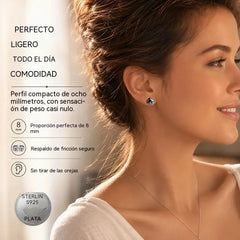 ✨1 par de pendientes de botón redondos en tono plateado con diseño de enredadera gótica y circonita cúbica negra.