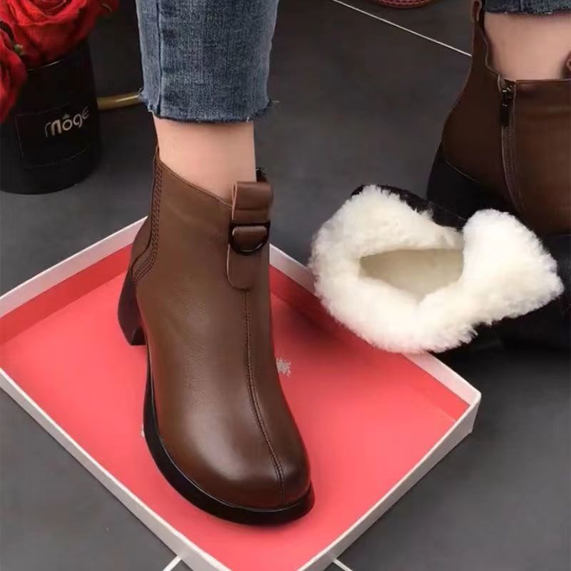 Último día ⏰50%OFF【35-40】Hecho a mano: botas de mujer con cremallera lateral de terciopelo de cuero genuino