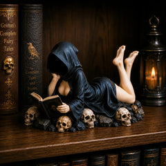 🔥【Novedad 2026】Estatuilla gótica «Lector encapuchado»: un adorno misterioso y sensual para el dormitorio o la oficina. ¡Un regalo decorativo de estilo *dark academia*! 🖤📖